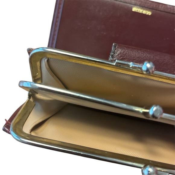 Cowhide Vintage Maroon Gold Tone Coin Pouch Fold Wallet 5.5”x3.5” - Picture 3 of 5